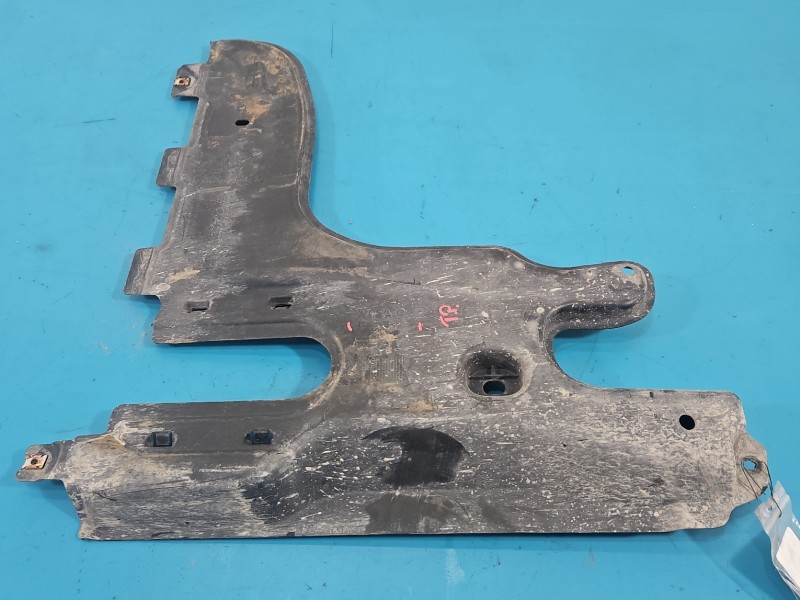 Osłona ZAŚLEPKA PLASTIK Vw Tiguan II 16- 5QF825102B