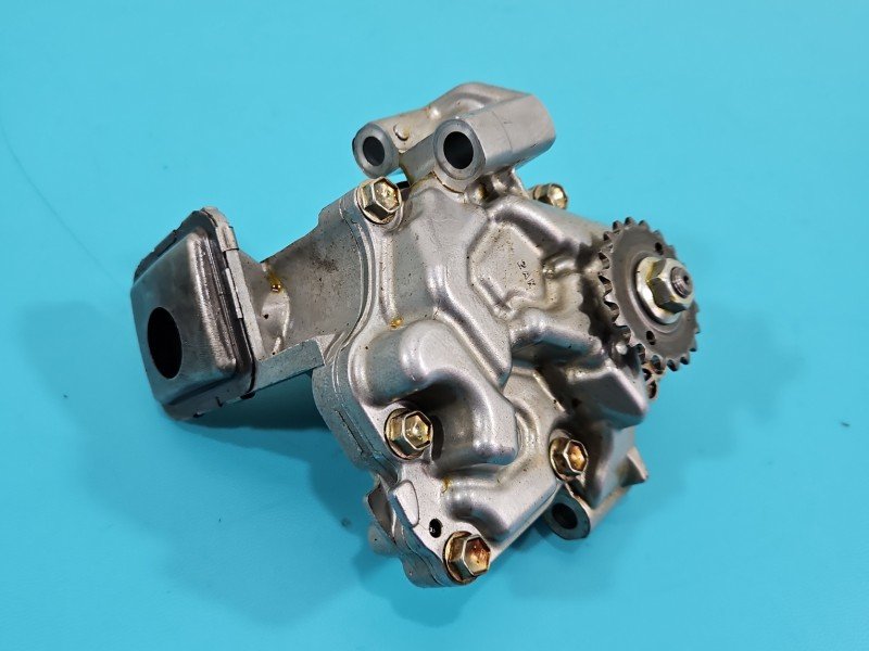 Pompa oleju Toyota Avensis III T27 2.0 16v