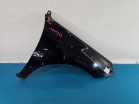 Błotnik przód prawy Mercedes W245 696