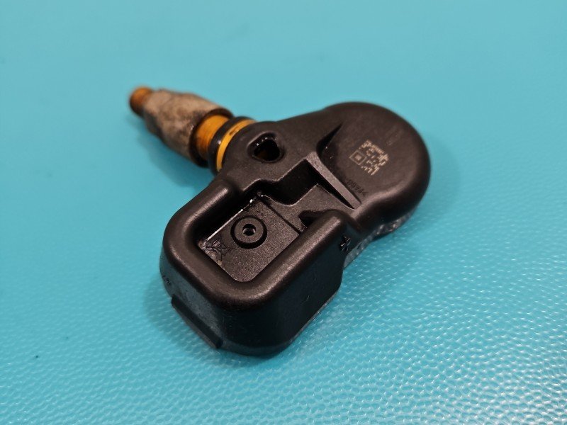 Czujnik ciśnienia opon Toyota Avensis III T27 E1110R-035437 TPMS Czujnik ciśnienia opon Toyota Avensis III T27 E1110R-035437 TPMS