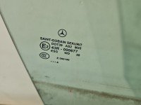 Szyba drzwi przód prawa Mercedes CLS II C218 W218 218