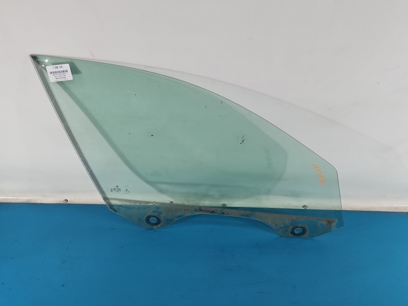 Szyba drzwi przód prawa pasażera Bmw F34 GT Producent części: BMW, 2015ROK 5 DRZWI HB