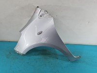 Błotnik przód lewy Toyota Yaris II srebrny