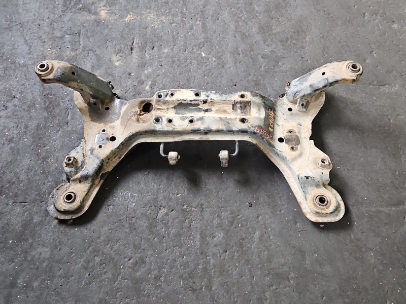 WÓZEK KOŁYSKA TRAWERS Sanki Belka silnika Hyundai Matrix 1.6 16V