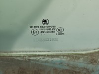 Szyba drzwi przód lewa KIEROWCY Skoda Octavia II HB 5D HB