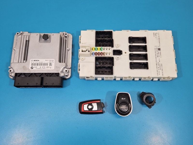 Komputer Sterownik silnika 0281019680, 8573257 bmw F30 2.0d