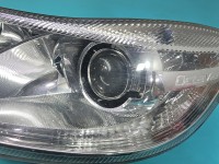 Reflektor lewy lampa przód Skoda Octavia II EUROPA