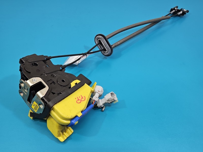 Zamek przód prawy 81320-G5040 Kia Niro I 16-22 EUROPA Producent części: KIA, Europejska, 5pin