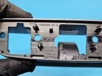 Osłona ZAŚLEPKA PLASTIK ekranu nawigacji tunelu Tesla Model Y 1516779-00-C