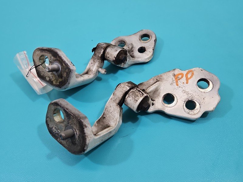 Zawias drzwi przód prawy Ford Transit MK8 13-17