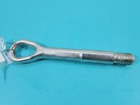 Ucho holownicze hak Infiniti Q30