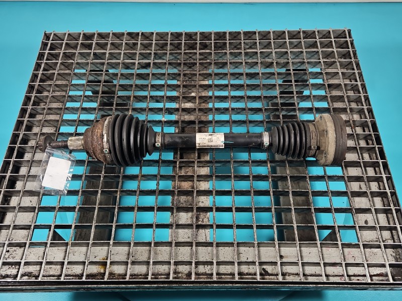 Półoś przód lewa Vw Passat B8 1.4 tsi manual