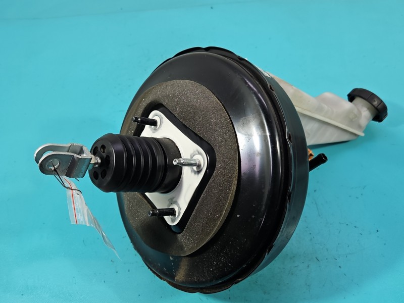 Serwo hamulcowe Hyundai I30 III 16- 58500S0000 2.0 16V