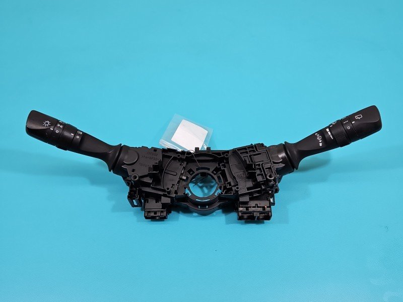 Przełącznik zespolony Toyota Auris II 02740-17F849, 02540-17F857 Przełącznik zespolony Toyota Auris II 02740-17F849, 02540-17F857