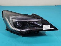 Reflektor prawy lampa przód Opel Astra V K EUROPA