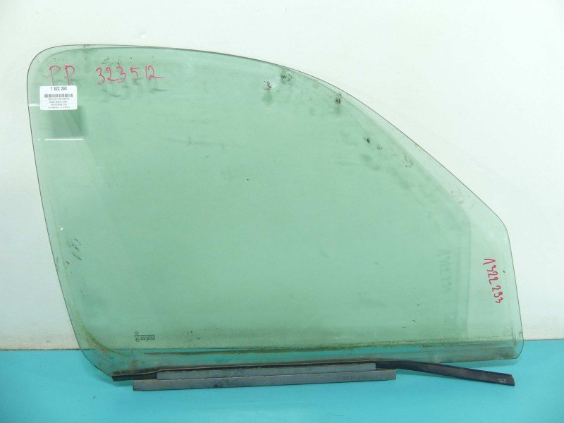 Szyba drzwi przód prawa Renault Kangoo I HB