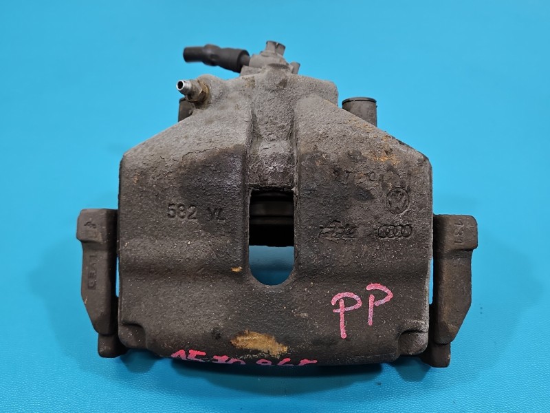 Zacisk przód prawy Vw Scirocco III 08- 1.4 TSI CAV