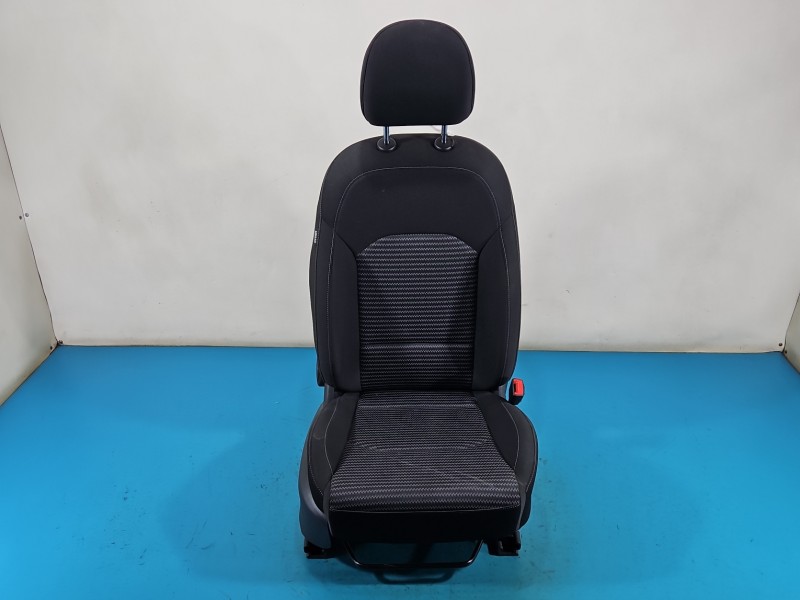 Fotel prawy przód pasażera Kia Ceed III 18-21 5d EUROPA