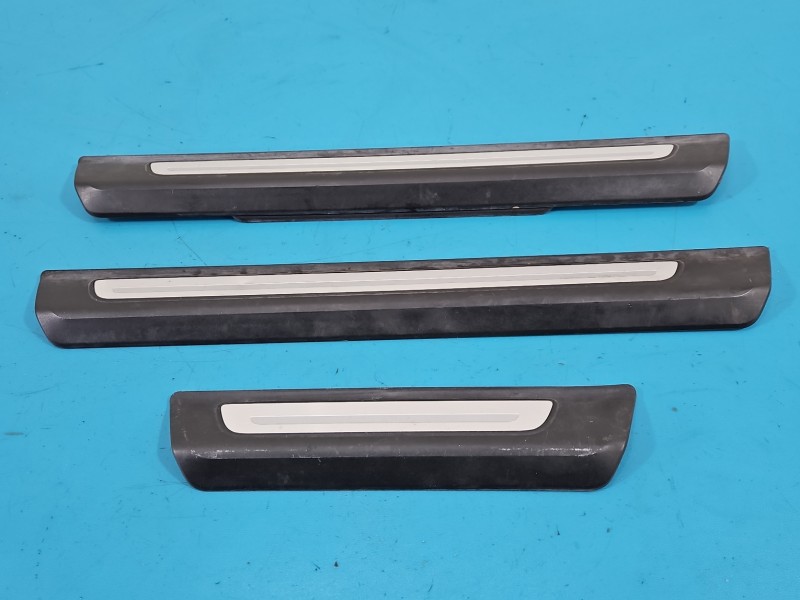 Listwa progowa lewa PRÓG NAKŁADKA AUDI Q7 II 4M 4M0853376A, 4M0853373A, 4M0853375A LC5M