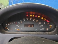 Licznik Mercedes W168 A1685404011 1.6 wiel EUROPA