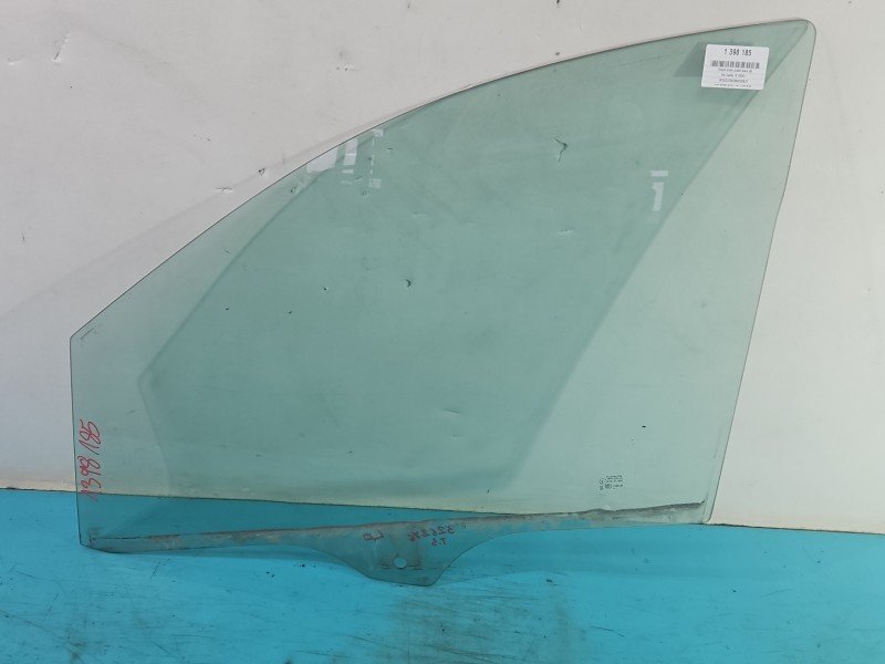 Szyba drzwi przód lewa Vw Caddy IV HB