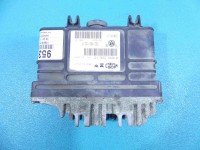 Komputer zestaw Vw Golf III 032906030R 1.6 wiel