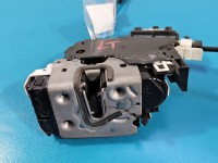 Zamek tył lewy Mercedes W204 A2047331708