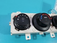 Konsola panel nawiewu Renault Master III 10-24 275107490R