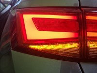 Lampa tył lewa błotnika Seat Ateca HB EUROPA 575945207E
