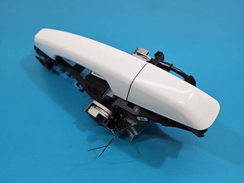 Klamka przód prawa zewnętrzna Land rover range Evoque I 11-18