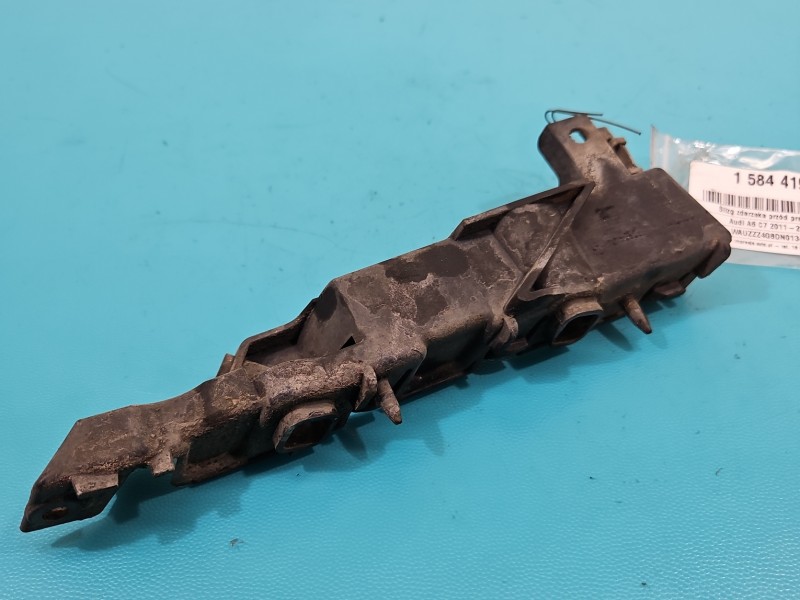 Ślizg zderzaka przód prawy AUDI A6 C7 4G0807284