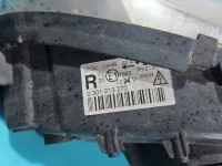 Reflektor prawy lampa przód Peugeot 407 EUROPA