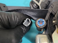 Pas bezpieczeństwa przód prawy pasażera Renault Clio IV 12-20