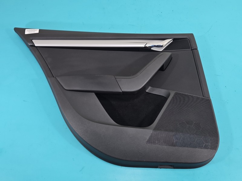 Tapicerka drzwi tył lewa boczek Skoda Octavia III 5E9867023M