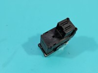 Przełącznik hamulca ręcznego Vw Golf Sportsvan 517927225