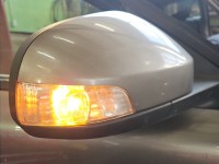 Lusterko prawe VOLVO V70 III 472-46 EUROPA /LAKIER: 472-46 /6pin / Mikropęknięcia na kierunkowskazie europa