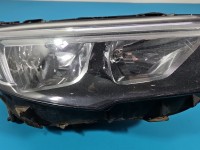 Reflektor prawy lampa przód Opel Insignia B EUROPA 39122967, 662588537
