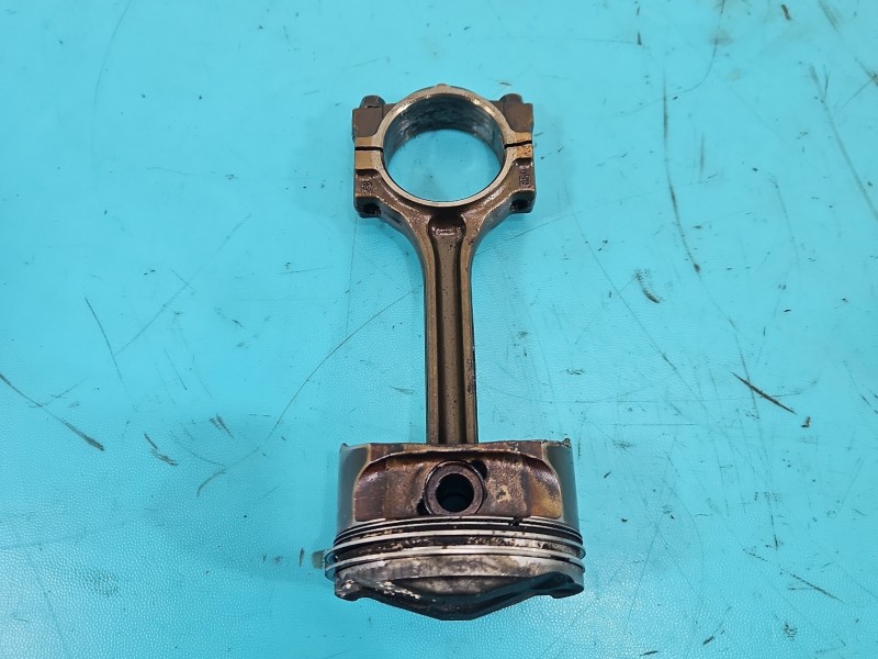 Tłok Alfa romeo 159 1.9 JTS (99A6000) 160KM