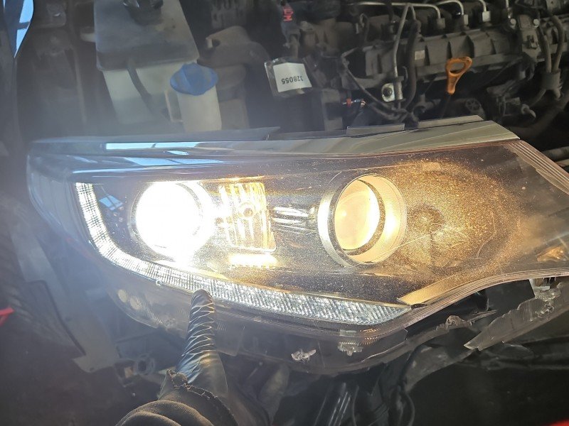 Reflektor prawy lampa przód Kia Optima IV 15-20 EUROPA Reflektor prawy lampa przód Kia Optima IV 15-20 EUROPA