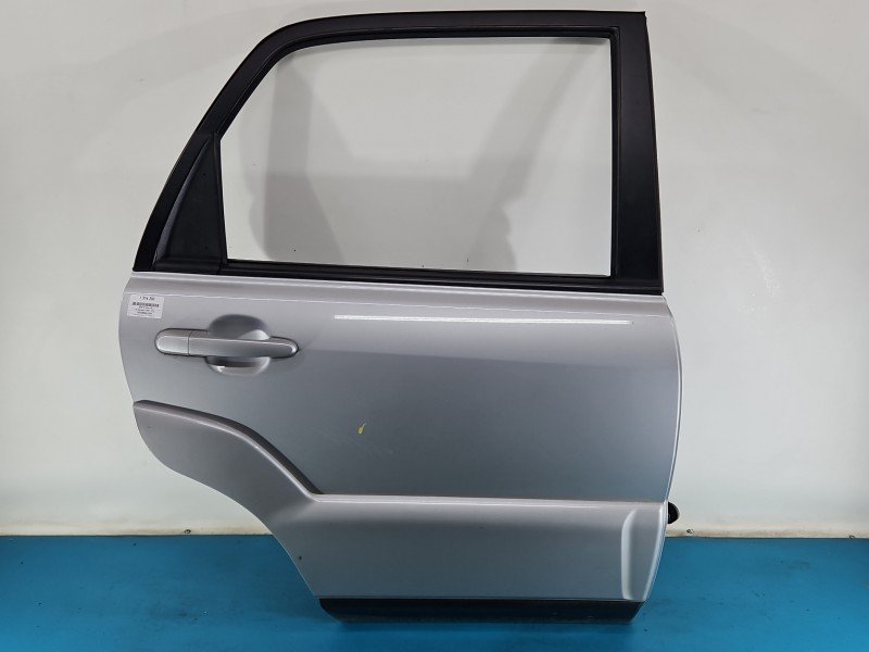Drzwi tył prawe Kia Sportage II 04-10 HB 5d srebrny S6