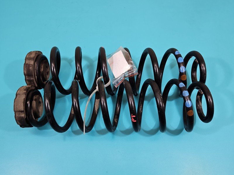 Sprężyny tył komplet AUDI A4 B8 kombi