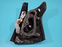 Lampa tył lewa TOYOTA, 06-08 Uszkodzone zaczepy wkładu Toyota Avensis II T25 kombi EUROPA
