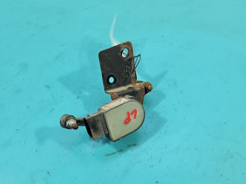 Czujnik poziomowania xenon Jeep Grand Cherokee IV WK2 681640933AB