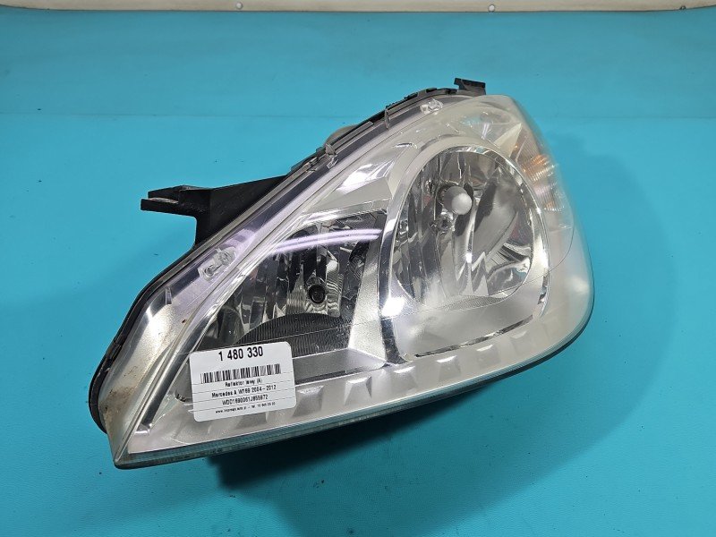 Reflektor lewy lampa przód Mercedes W169 EUROPA