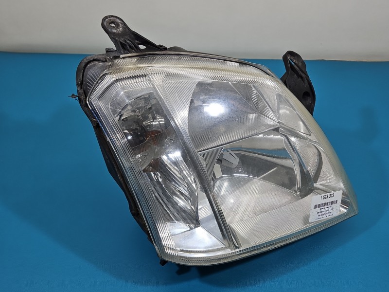 Reflektor prawy lampa przód Opel Meriva A EUROPA