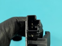 Zamek klapy tył Toyota Corolla E21 19- sedan 3 PIN