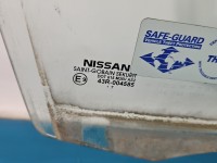 Szyba drzwi przód prawa pasażera Nissan Tiida HB 5d HB