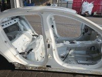 Próg prawy SŁUPEK ŚRODKOWY B Jaguar XE X760 sedan 4d biały LRC NER polaris white