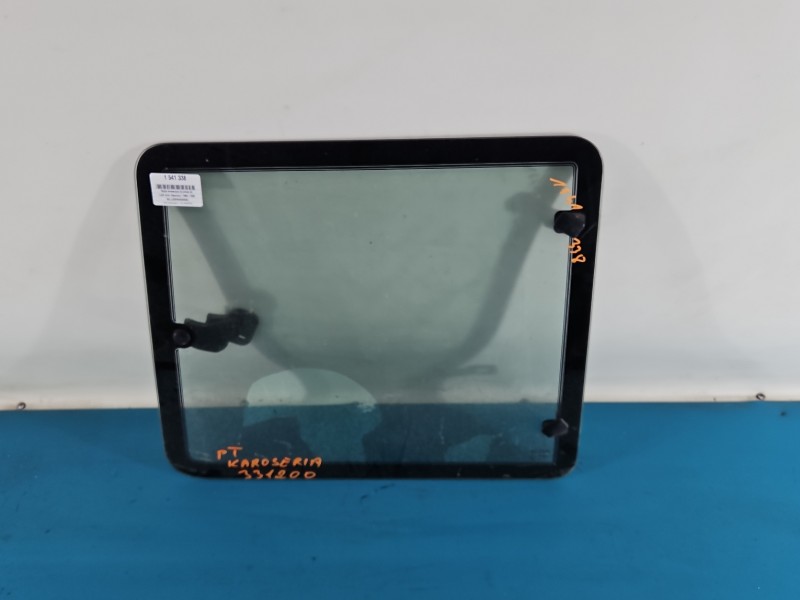 Szyba karoseryjna tył prawa Land rover Discovery I HB