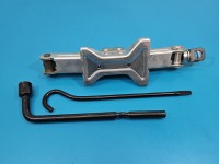 lewarek Podnośnik samochodowy trapezowy Suzuki Swift Mk7